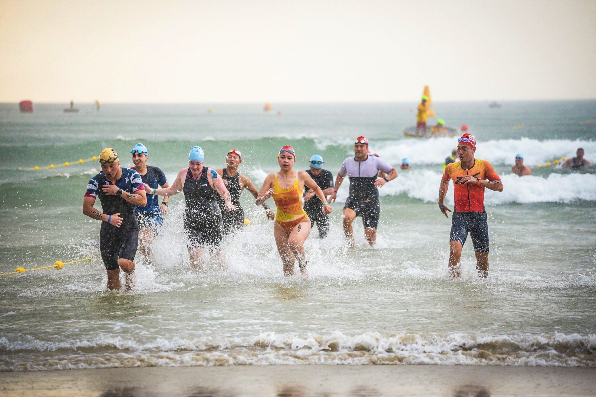 Hơn 3.000 VĐV sẵn sàng thử thách tại VinFast IRONMAN 70.3 Việt Nam 2023