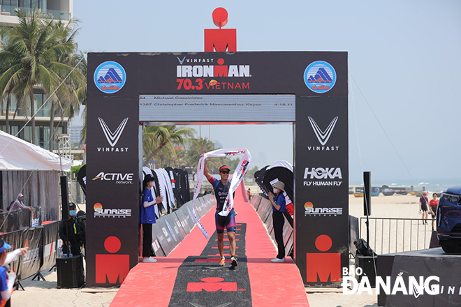 Sôi nổi cuộc thi VinFast IRONMAN 70.3 Việt Nam 2023