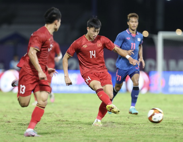 U22 Việt Nam - U22 Indonesia: Khẳng định bản lĩnh