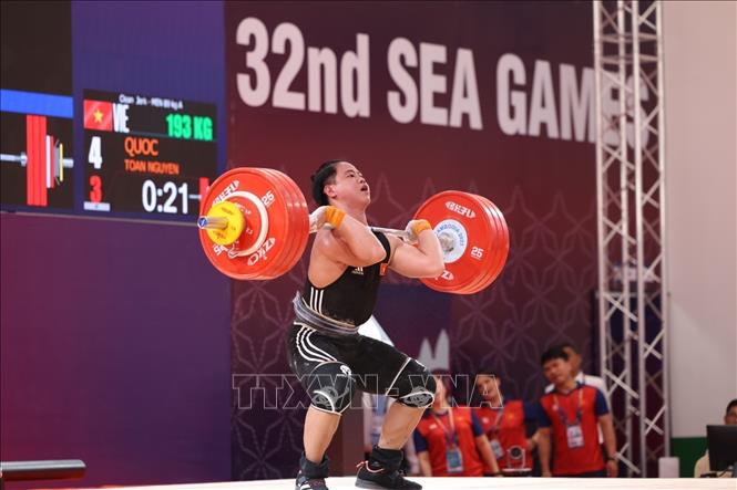 SEA Games 32: Đô cử Nguyễn Quốc Toàn giành huy chương Vàng, phá 3 kỷ lục đại hội