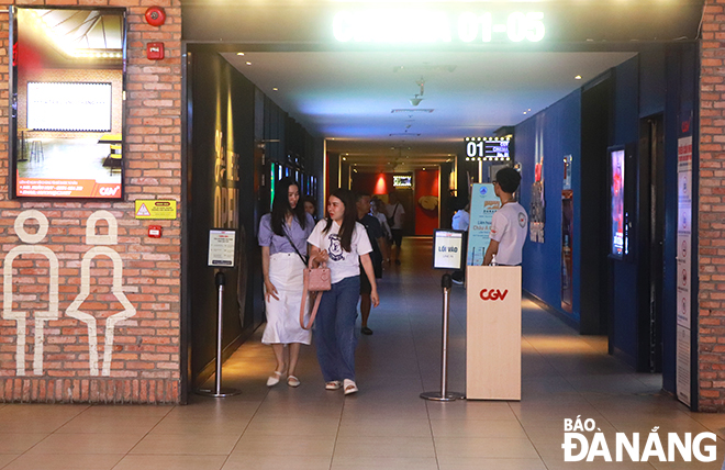 Cinemas such as CGV Vincom and Galaxy Cinema where films participating in the competition are being screened attract a large number of moviegoers.