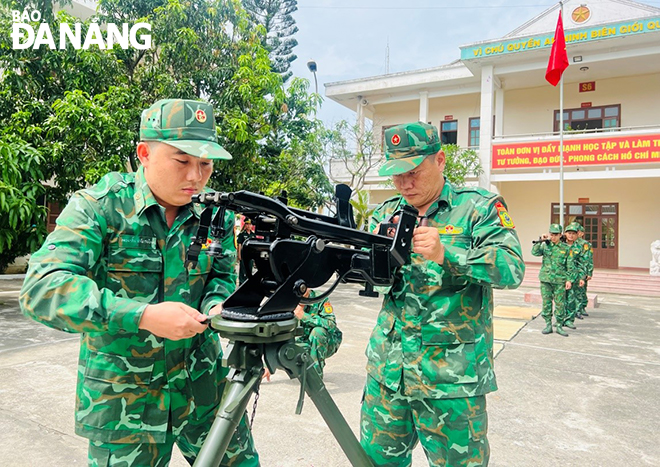 Kiểm tra công tác huấn luyện tại Đồn Biên phòng Non Nước.