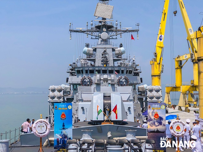 Two destroyers of the Indian Navy are equipped with modern systems.