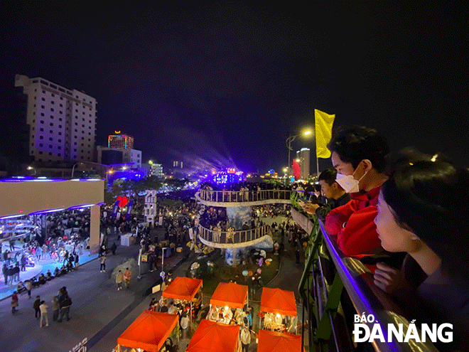 With an effort to refresh the destination with events, the peak tourist season in Da Nang is expected to accelerate the recovery wheel after COVID-19. Photo: BINH PHU