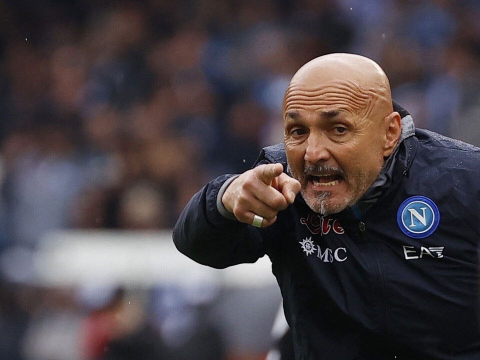 Spalletti quyết định rời bóng đá trong một năm sau khi giúp Napoli giành Scudetto đầu tiên sau 33 năm. Ảnh: Reuters 