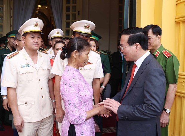 Tổ quốc mãi ghi công các anh hùng, liệt sỹ trong phòng, chống ma túy