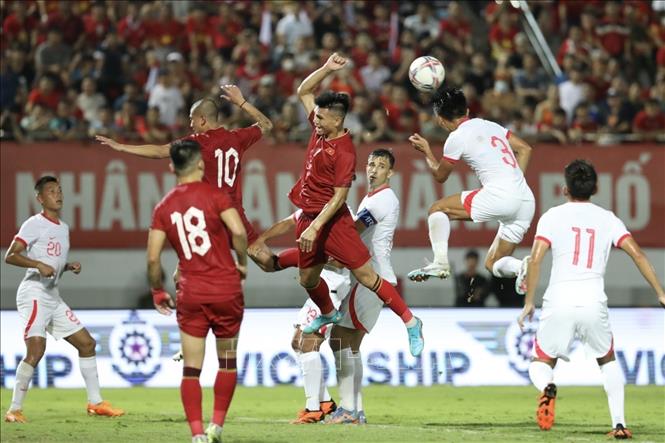 Giao hữu bóng đá: Đội tuyển Việt Nam thắng Hong Kong 1-0