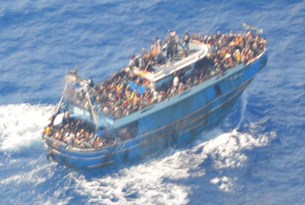 Chìm tàu di cư ngoài khơi Hy Lạp: Thương vong tiếp tục tăng