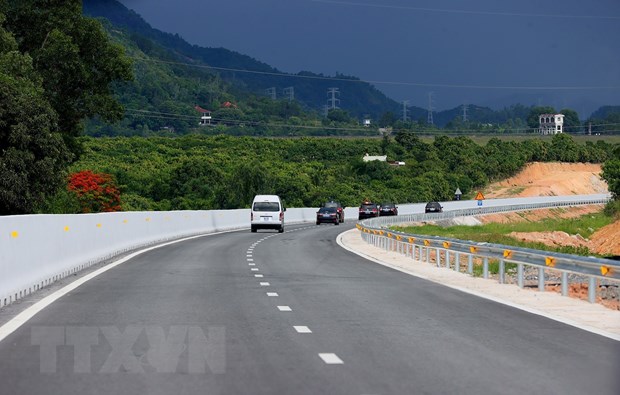 Đẩy nhanh thi công để đưa cao tốc Bắc-Nam vào khai thác đúng tiến độ