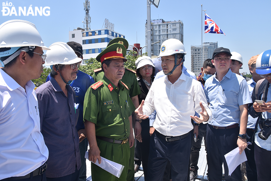 Bí thư Thành ủy Đà Nẵng yêu cầu các đơn vị rà soát lại một lần nữa trước giờ khai mạc DIFF 2023. Ảnh: THU HÀ