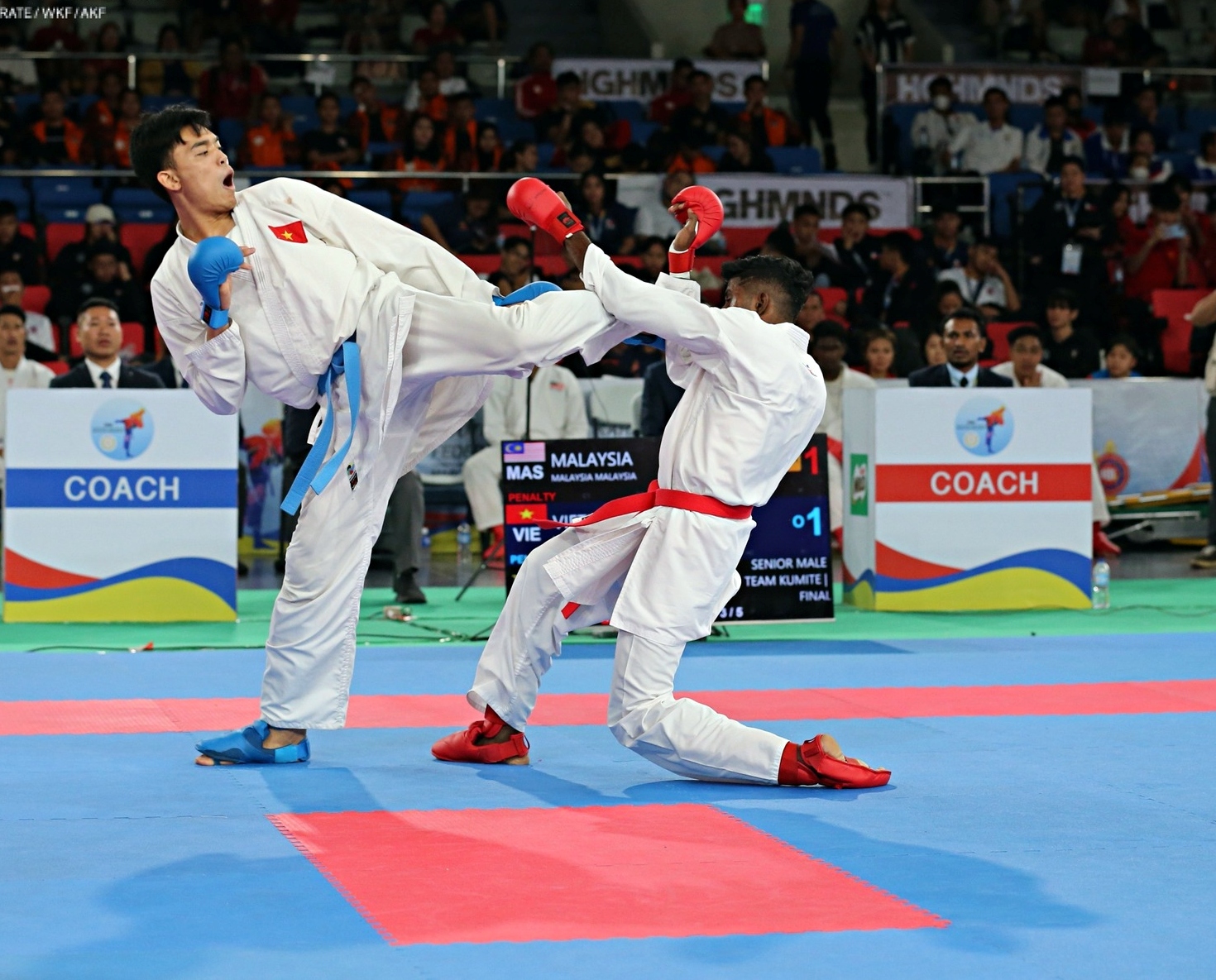 Tran Le Tan Dat (left) is the typical face of the city's karate sport. (Photo courtesy of the character)