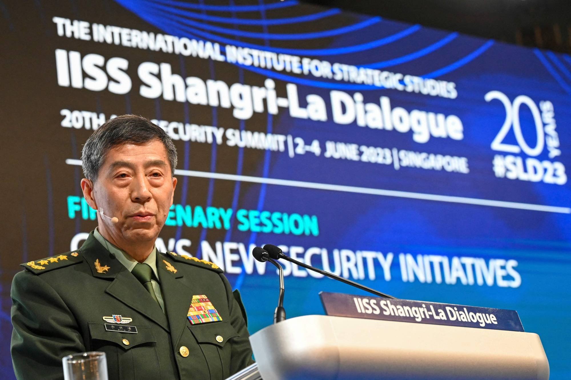 Bộ trưởng Quốc phòng Trung Quốc Lý Thượng Phúc phát biểu tại Đối thoại Shangri-La 20 ngày 4-6. Ảnh: AFP