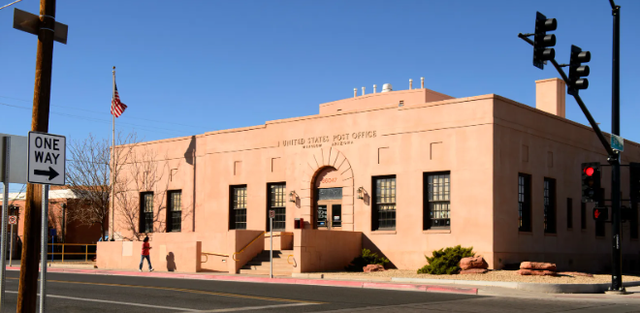 Bưu điện Winslow (Arizona, Mỹ) được xây dựng bằng đất nung, xếp thứ 11 trong danh sách 11 bưu điện đẹp nhất thế giới - Ảnh: architecturaldigest.com