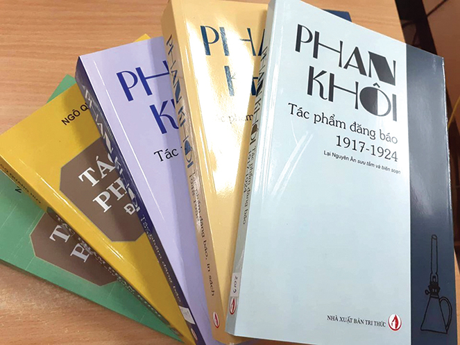 Một số tác phẩm của tác giả Phan Khôi do nhà phê bình Lại Nguyên Ân sưu tầm và biên soạn.