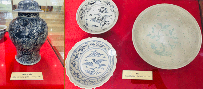 Chinese ceramics (left) dating from the 17th - 19th centuries by collector Pham Phu Khanh and Chu Dau ceramic plates by collector Truong Hoai Tuyen dating from the 16th - 17th centuries. Photo: H.V