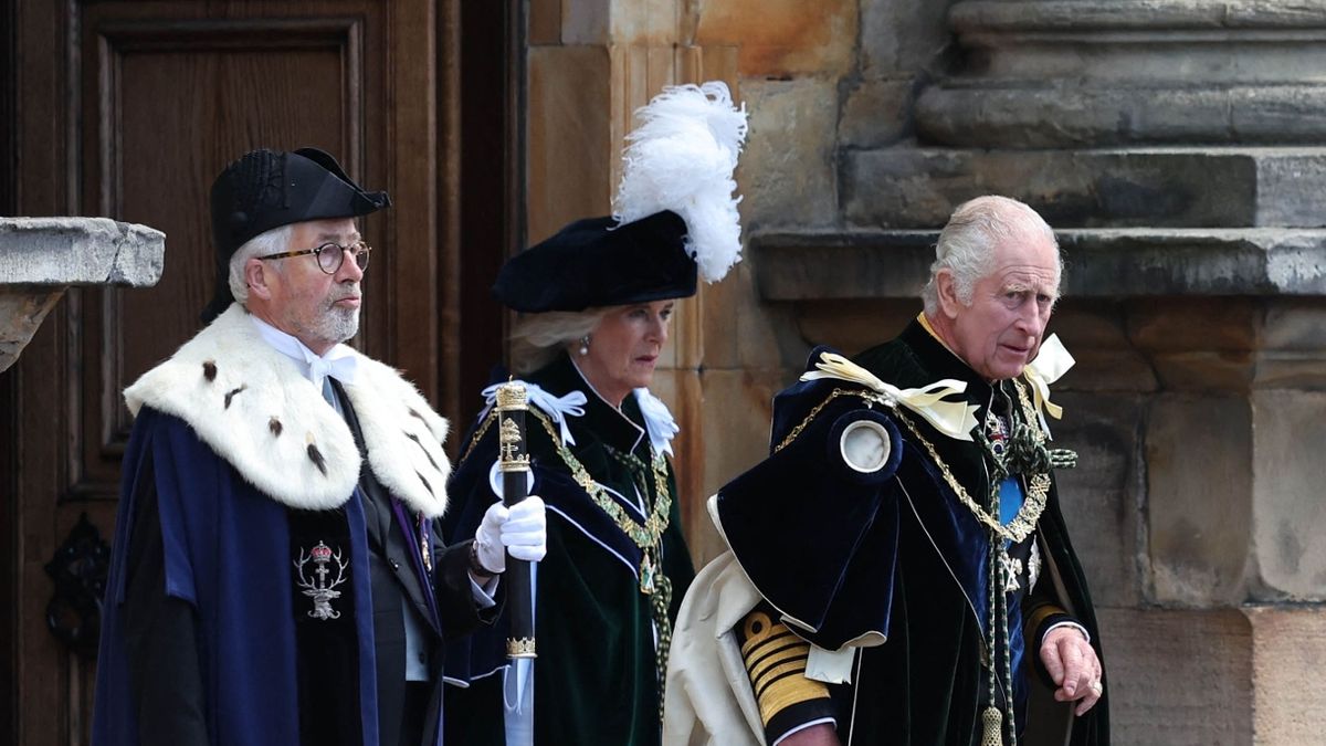 Vua Charles đăng quang lần thứ hai ở Scotland