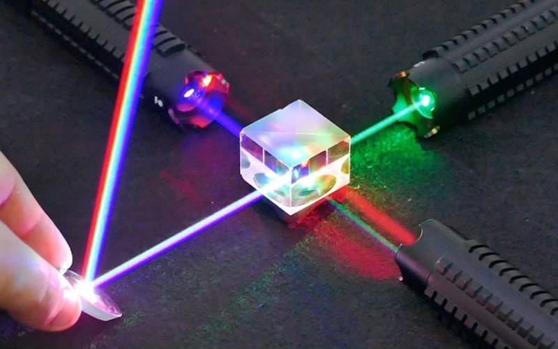 Nghiên cứu ứng dụng tia laser trong cung cấp điện