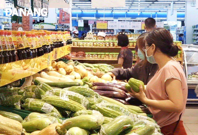 Shoppers at the Co.op mart Da Nang