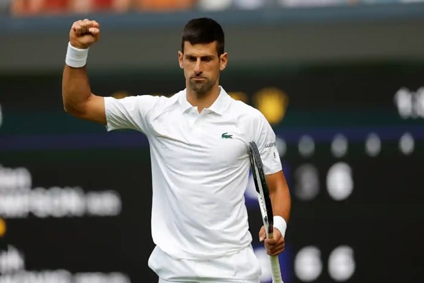 Djokovic nối dài chiến thắng ở Wimbledon. (Nguồn: Guardian)