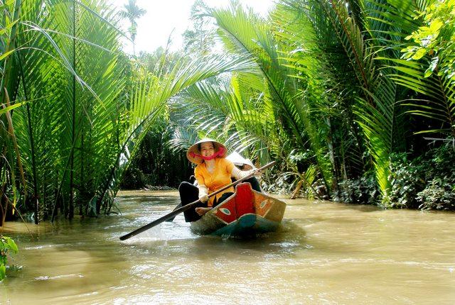 Du lịch miền Tây với nhiều điều thú vị hấp dẫn.