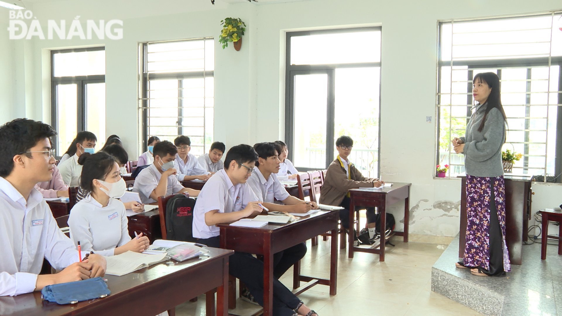 Hỗ trợ 100% học phí mức thu học phí công lập 2023-2024 đối với trẻ mầm non và học sinh phổ thông. Ảnh: P.V