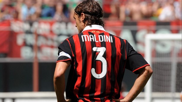 Số 3 của Paolo Maldini khi thi đấu cho AC. Milan (Nguồn: Sport Deget)