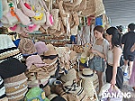 Sức sống sản phẩm thủ công làng nghề Việt ở chợ Hàn
