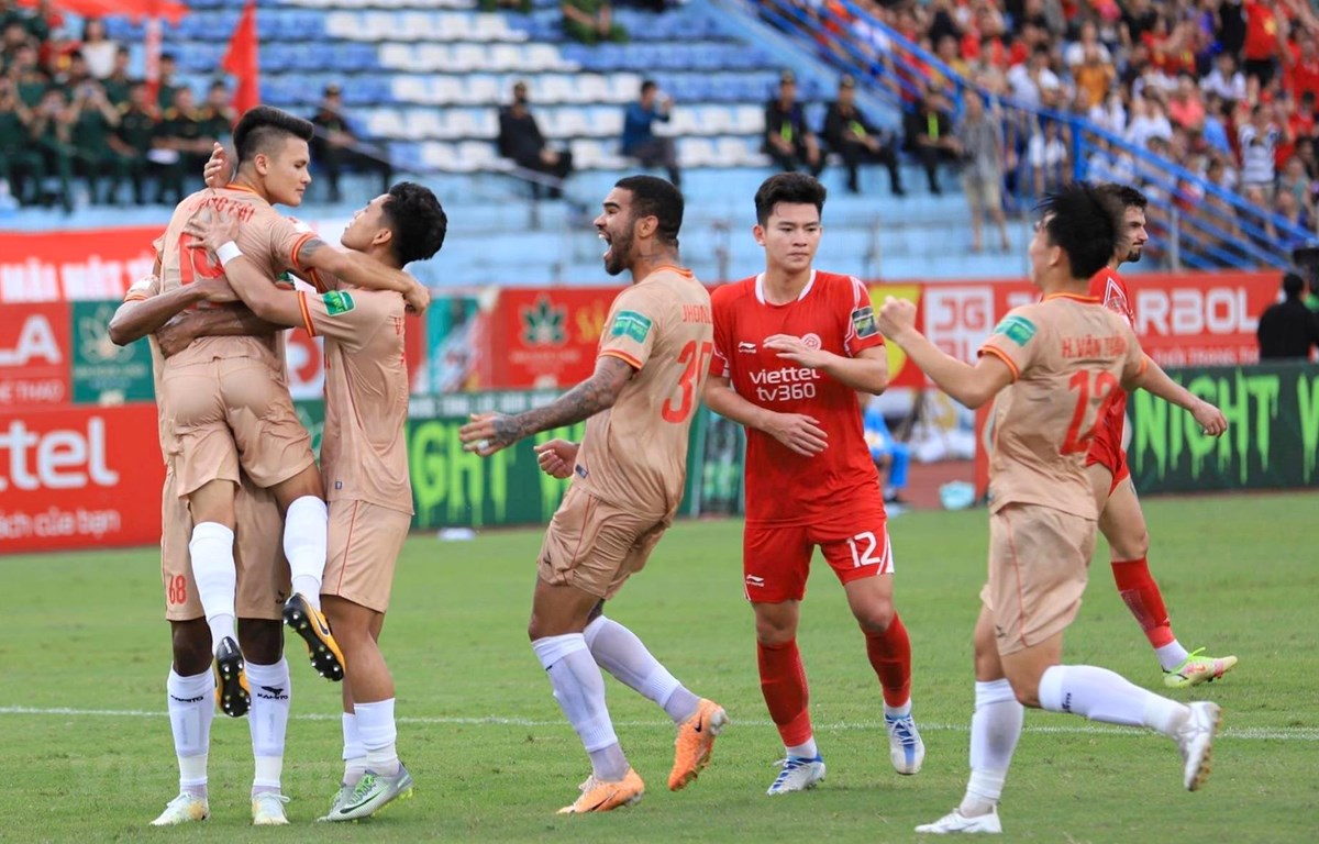 Thắng đậm Viettel, Công an Hà Nội tiến sát ngôi vương V-League