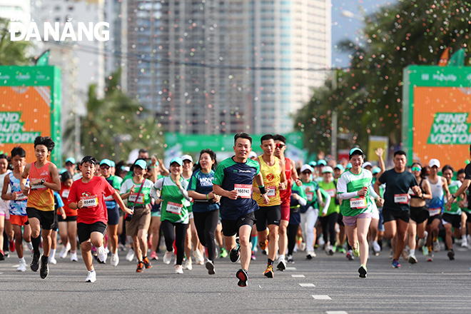 This year’s race welcomed 9,000 runners from all over the world, including nearly 1,500 international athletes from nearly 50 countries and territories, and nearly 800 children to participate in 1.5km race.