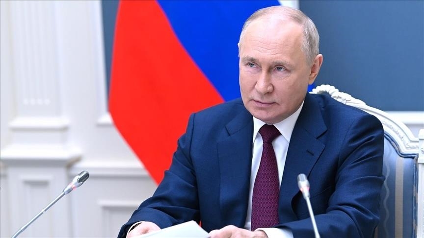 Ngày 8-8, Tổng thống Nga Vladimir Putin ký sắc lệnh đình chỉ những điều khoản cụ thể trong các hiệp ước thuế với nhiều nước phương Tây. Ảnh: AA