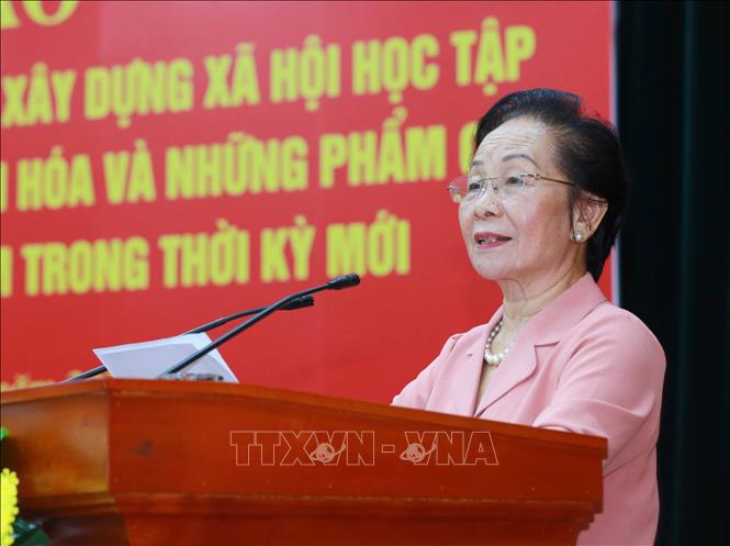 GS. TS Nguyễn Thị Doan, Chủ tịch Trung ương Hội Khuyến học Việt Nam phát biểu tại hội thảo. Ảnh: Phương Hoa/TTXVN