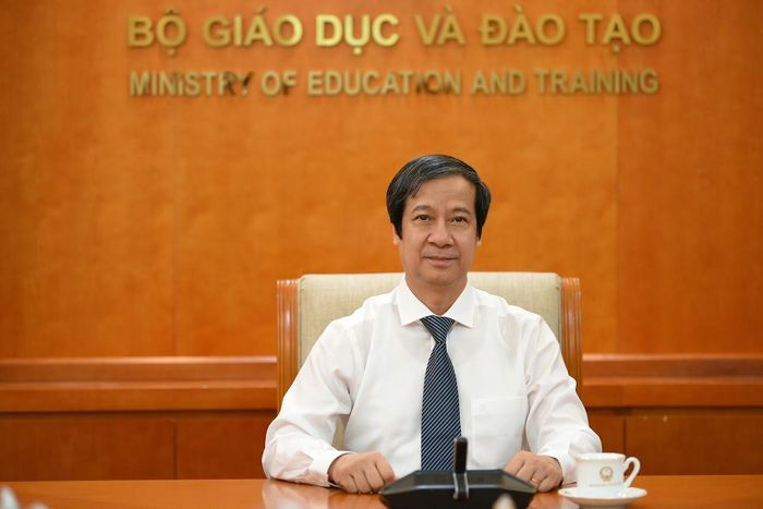 Bộ trưởng Bộ Giáo dục và Đào tạo Nguyễn Kim Sơn làm Chủ tịch Hội đồng. Ảnh: Văn Điệp/TTXVN