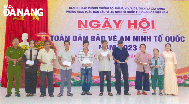 Phường Hòa Hiệp Nam (quận Liên Chiểu) tổ chức ngày hội “Toàn dân bảo vệ an ninh Tổ quốc”. Ảnh: X.H