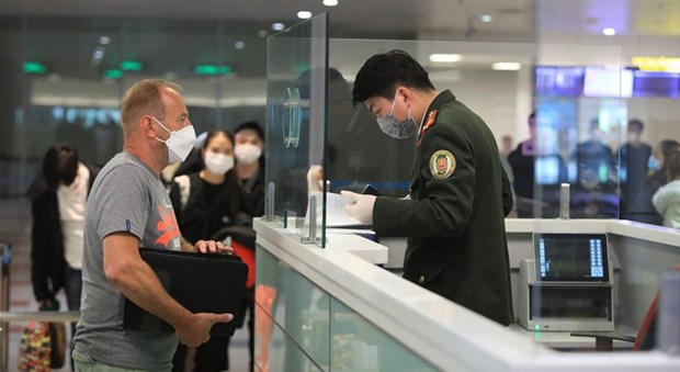 The list of airports was published after the Government had issued a resolution applying electronic visas for citizens of various countries and territories. (Photo: baochinhphu.vn)