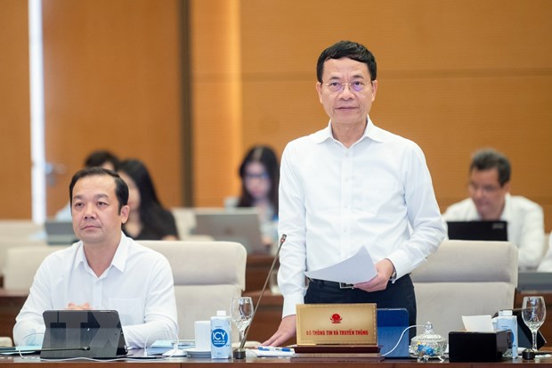  Bộ trưởng Bộ Thông tin và Truyền thông Nguyễn Mạnh Hùng phát biểu. (Ảnh: Doãn Tấn/TTXVN)