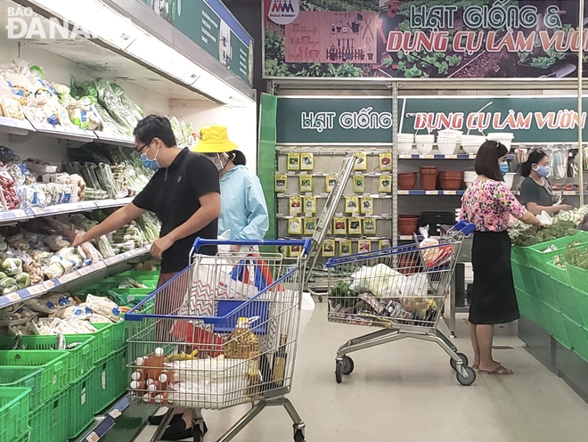 Da Nang CPI in August 2023 went by 0.63% from the previous month. Photo: M.Q