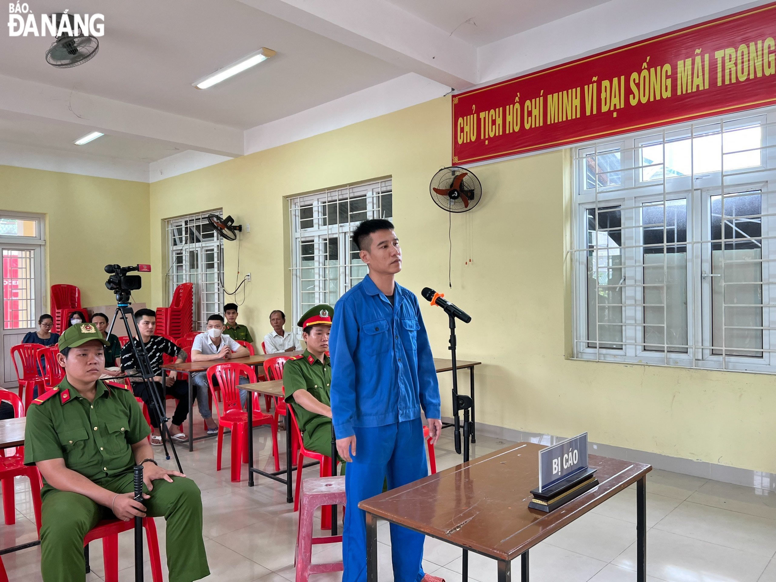 Lãnh án vì đập phá quán nhậu để thu tiền 'bảo kê'