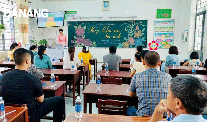 Bảo đảm các khoản thu đầu năm học