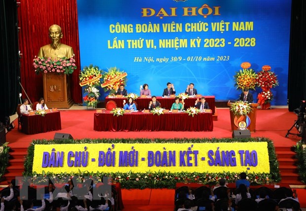 300 đại biểu dự Đại hội Công đoàn Viên chức Việt Nam lần thứ VI