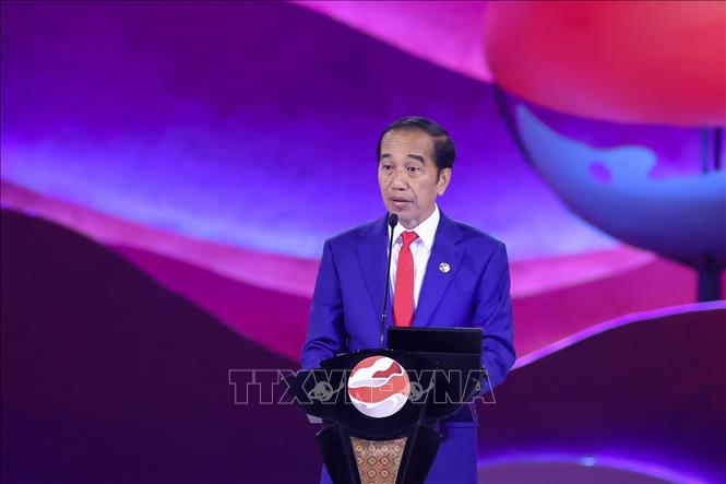 Tổng thống Indonesia Joko Widodo tuyên bố bế mạc ASEAN 43, chiều 7-9. Ảnh: Dương Giang/TTXVN