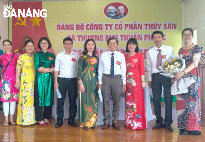 Đảng bộ Công ty CP Thủy sản và Thương mại Thuận Phước có 76 đảng viên đang sinh hoạt. Ảnh: XUÂN HẬU