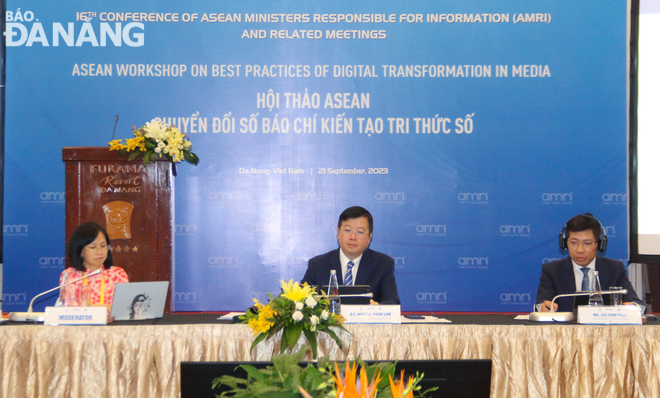 Thứ trưởng Bộ Thông tin và Truyền thông Nguyễn Thanh Lâm (giữa) chủ trì hội thảo. Ảnh: M.Q