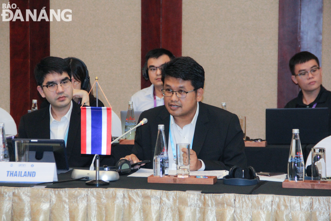 Mr. Bhagavad Prompen, the media representative of the Public Relations Department, the Office of the Prime Minister of Thailand, delivers his speech at the workshop on the best practices of digital transformation in media, Da Nang, September 21. 2023. Photo: MAI QUE