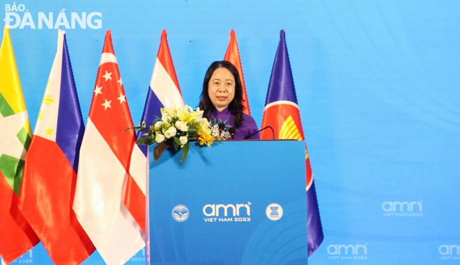 Vice President Vo Thi Anh Xuan delivering a directive speech. Photo: M.Q