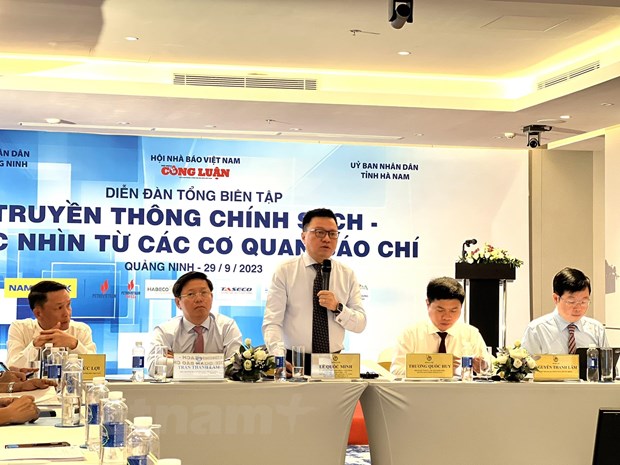 Ông Lê Quốc Minh, Ủy viên Trung ương Đảng, Phó Trưởng Ban Tuyên giáo Trung ương, Chủ tịch Hội Nhà báo Việt Nam, Tổng Biên tập Báo Nhân Dân, phát biểu tại Diễn đàn. (Ảnh: PV/Vietnam+)