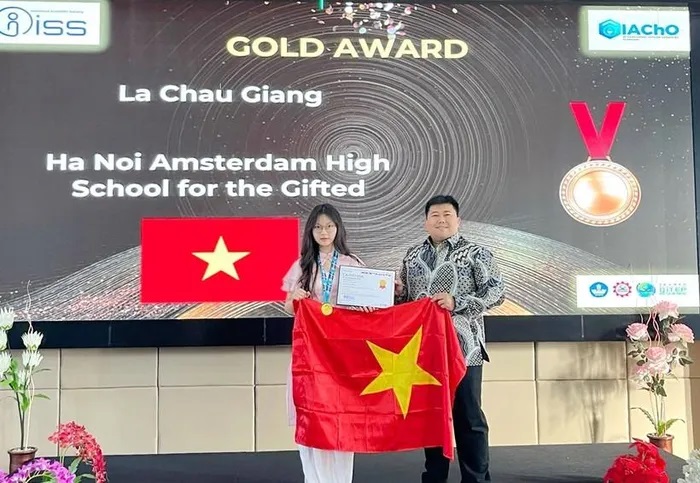 Việt Nam giành 2 huy chương vàng tại Olympic Hóa học ứng dụng quốc tế