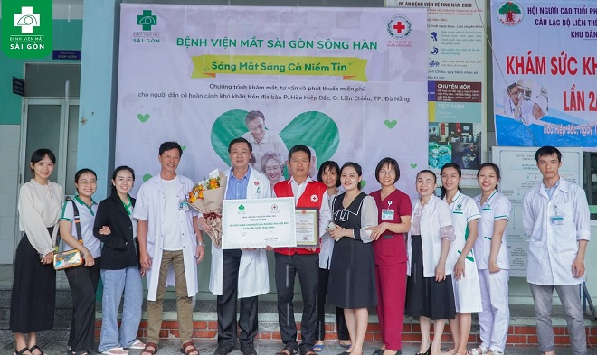Bệnh viện Mắt Sài Gòn Sông Hàn hỗ trợ 100 suất điều trị đục thuỷ tinh thể cho cộng đồng