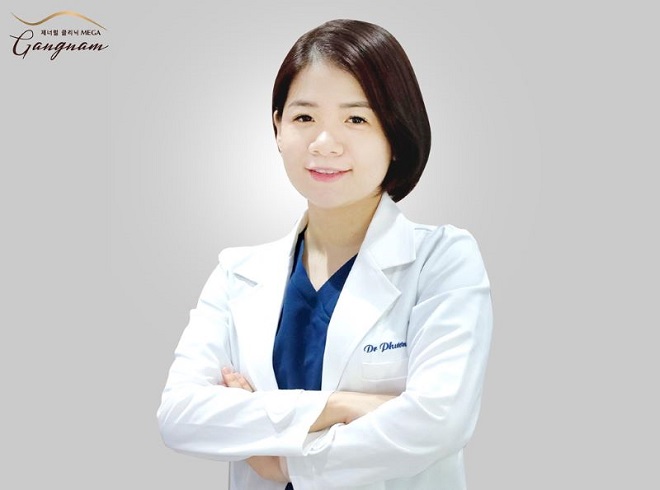 Bác sĩ Phương - bác sĩ da liễu của Phòng khám quốc tế Mega Gangnam chi nhánh Hà Nội.