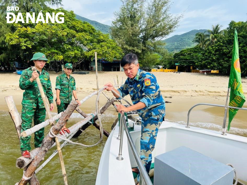 Các đồn, trạm Biên phòng sẵn sàng cho nhiệm vụ phòng chống lụt bão, tìm kiếm cứu nạn trên sông, trên biển trong mùa mưa bão. Ảnh: NHƯ THẢO