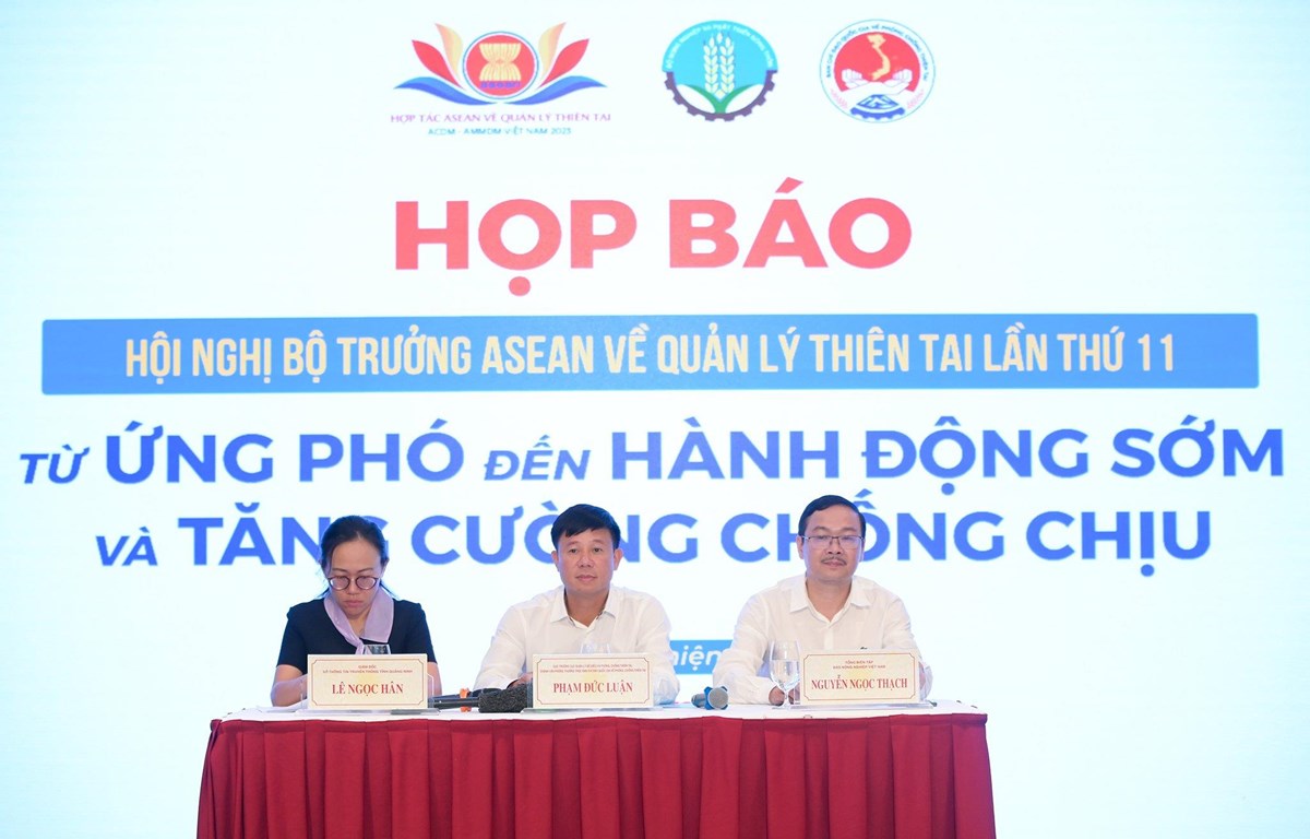 Họp báo giới thiệu về Hội nghị Bộ trưởng ASEAN về Quản lý thiên tai (AMMDM) lần thứ 11. (Ảnh: PV/Vietnam+)